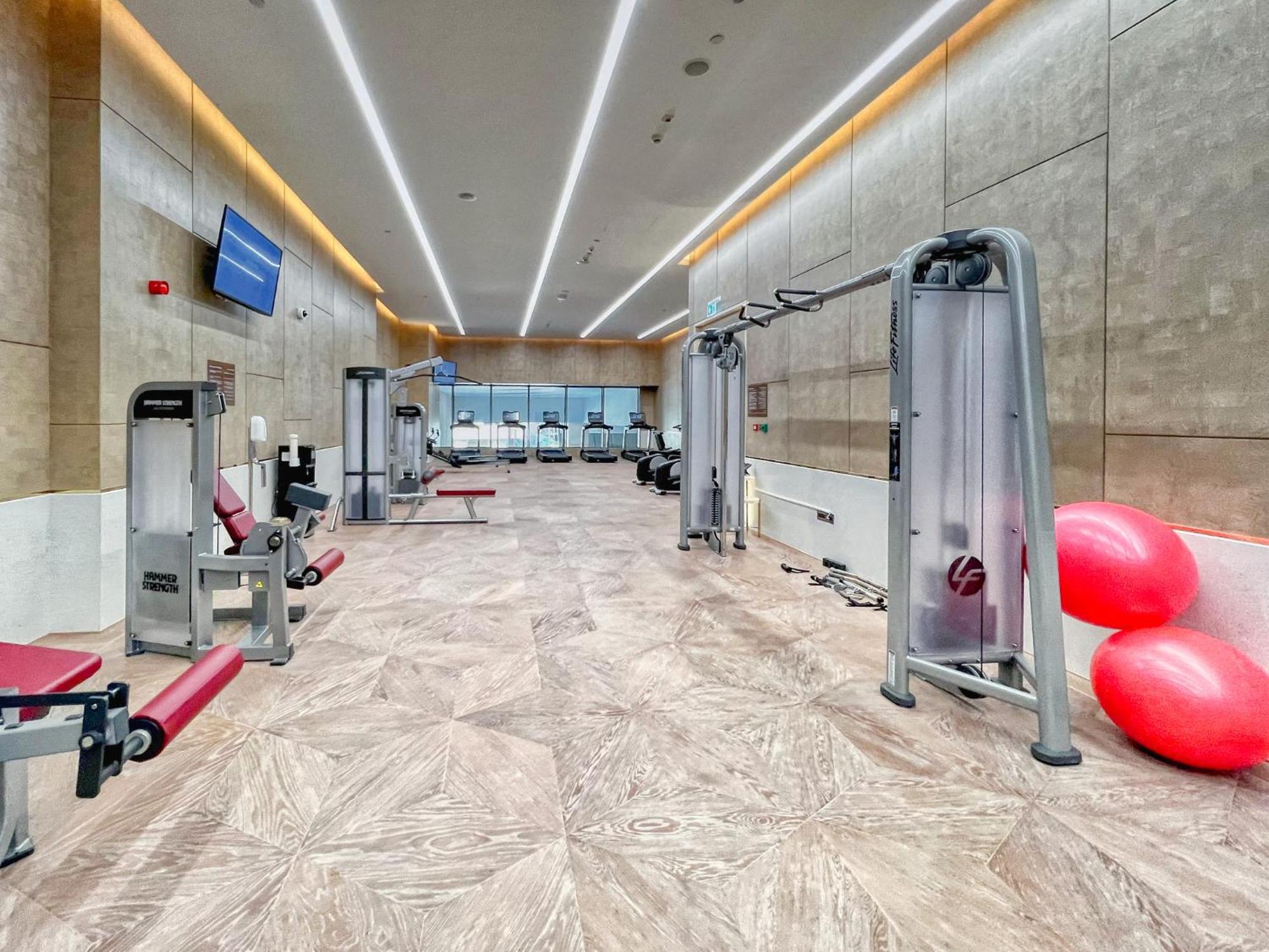Luxury Sea Views At - Palm Tower Dubai