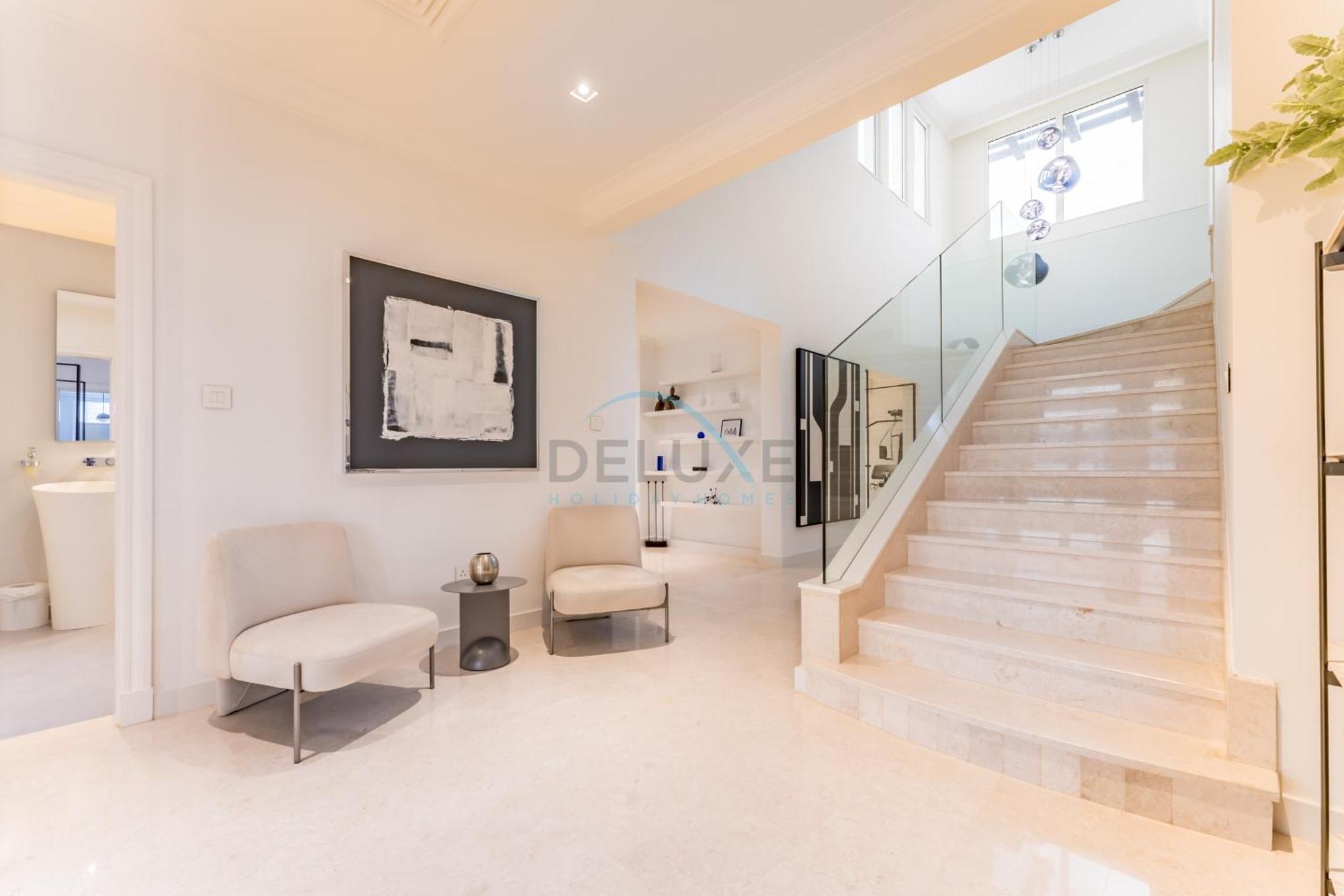 Beachfront 3br With Private Gym, Pool, Jacuzzi & Workspace, Palm Villa, Palm Jumeirah By Deluxe Homes * Dubai