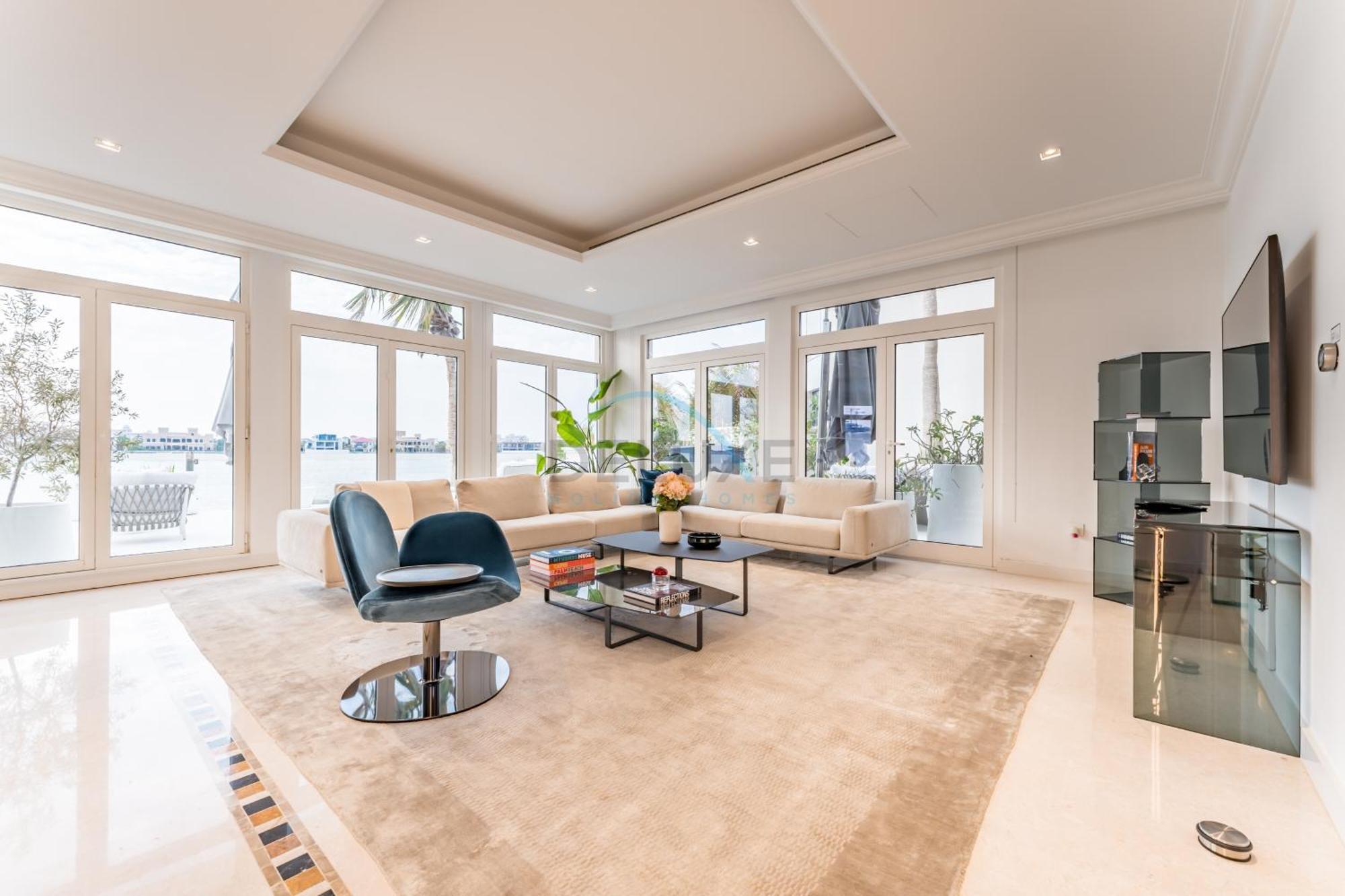 Beachfront 3br With Private Gym, Pool, Jacuzzi & Workspace, Palm Villa, Palm Jumeirah By Deluxe Homes