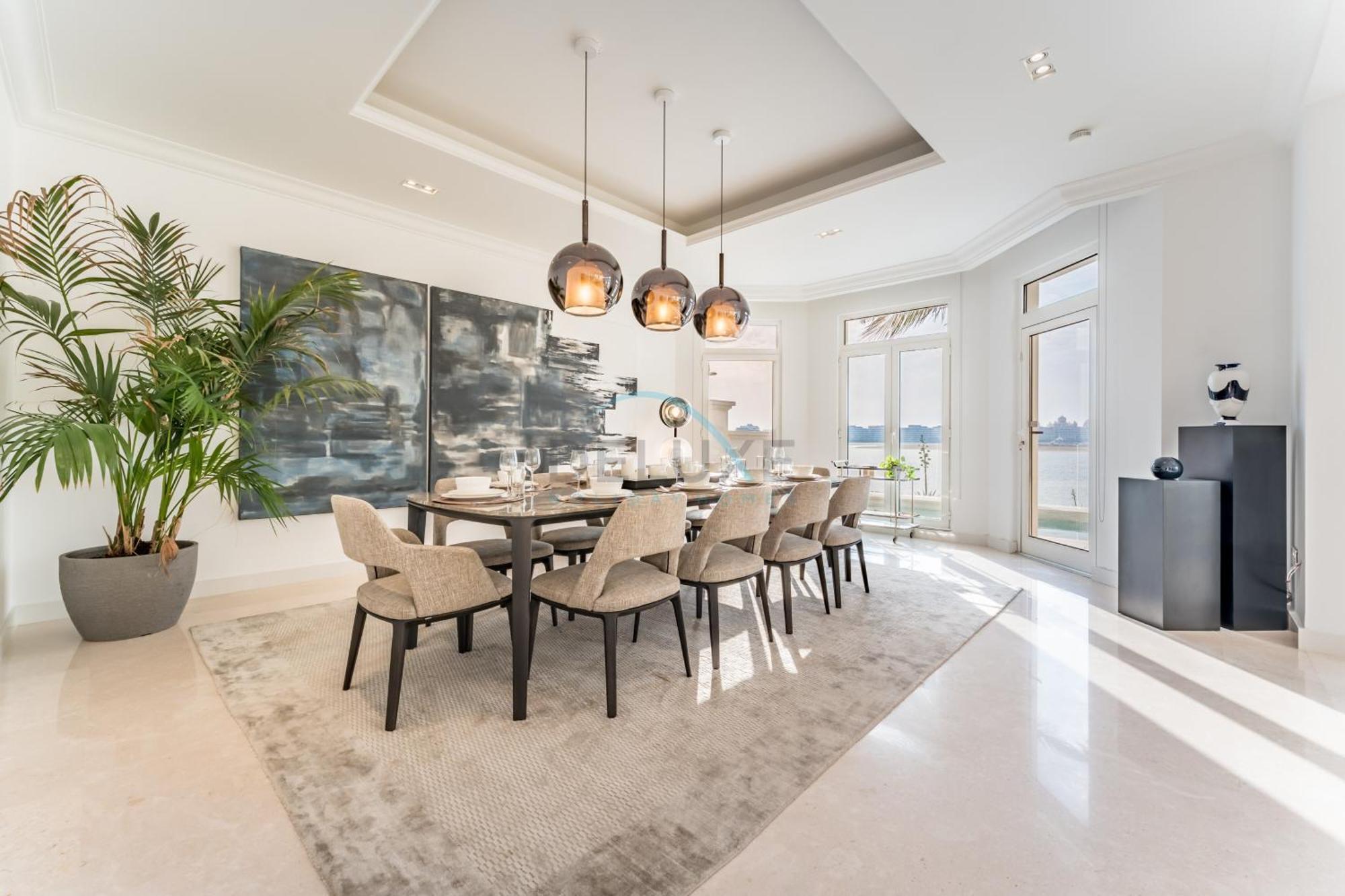 Beachfront 3br With Private Gym, Pool, Jacuzzi & Workspace, Palm Villa, Palm Jumeirah By Deluxe Homes Villa