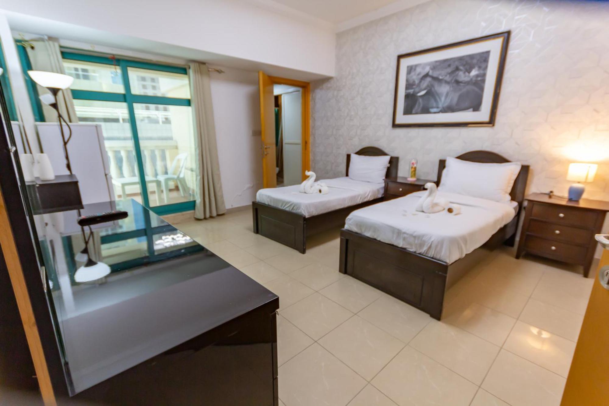 Classy For Ladies In Dubai, Marina فتيات فقط Homestay *