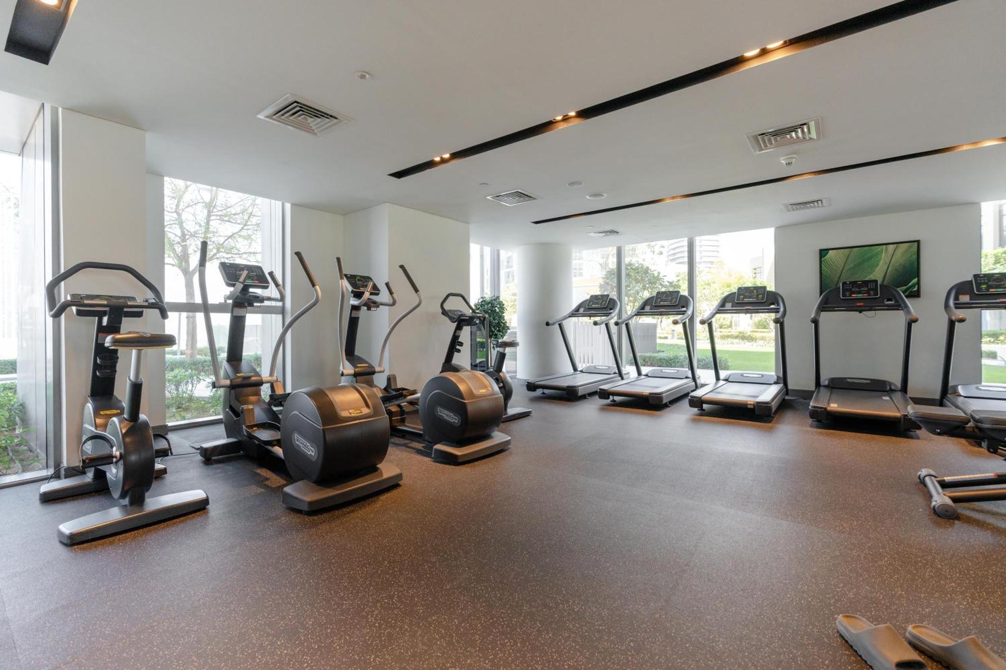 King 2br With Burj Khalifa View In Boulevard Point Apartment *