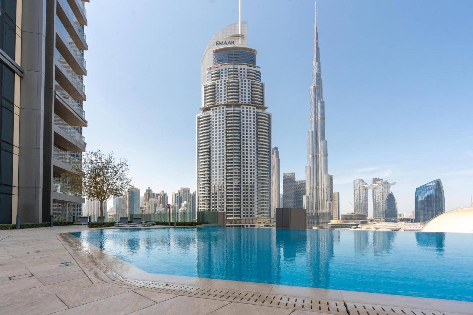 King 2br With Burj Khalifa View In Boulevard Point Apartment Dubai