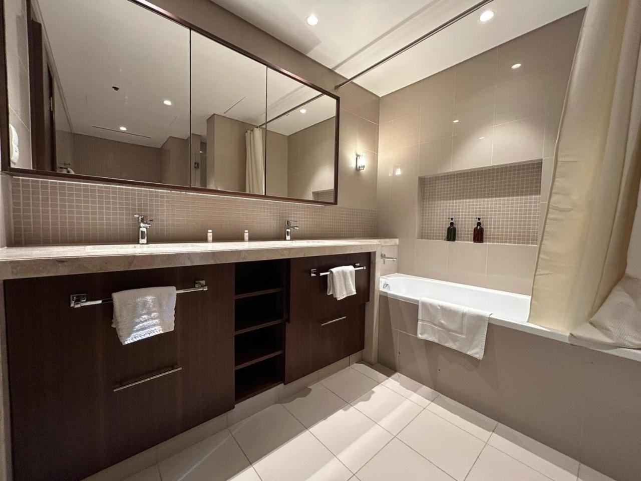 Apartment 2br Full Burj Khalifa View - Eid Promo 50 Off