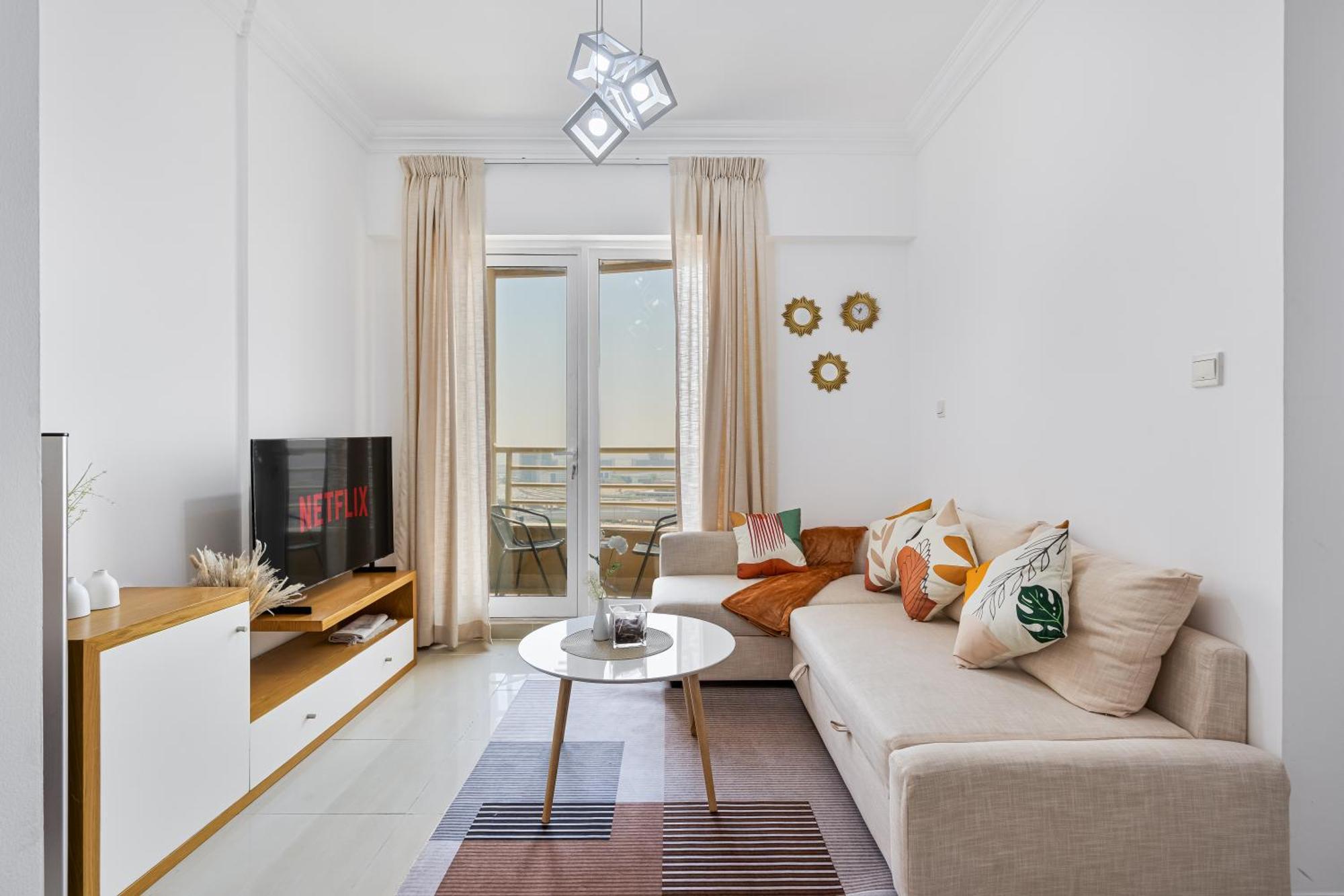 Lovely 1bed With Balcony, Parking, Pool And Gym Dubai