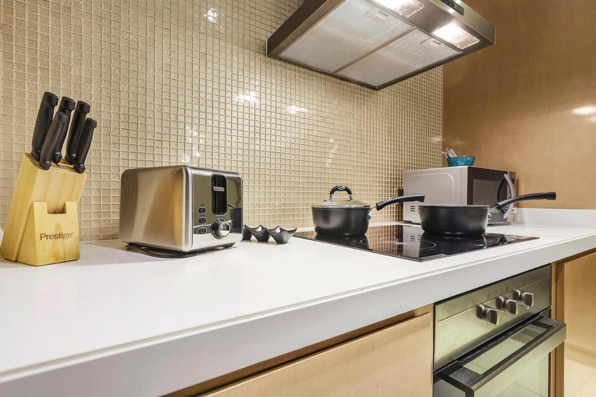 Apartment First Class 2br Ultimate Luxury & Glam Escape *