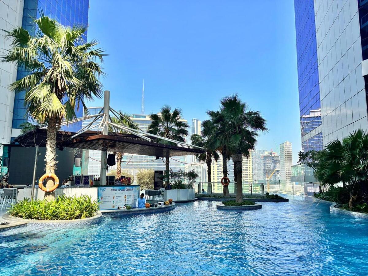 First Class 2br Ultimate Luxury & Glam Escape Dubai