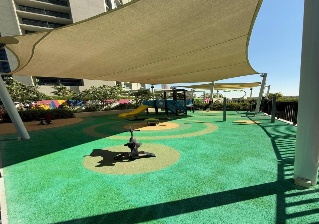 Aykon 2bhk View * Dubai