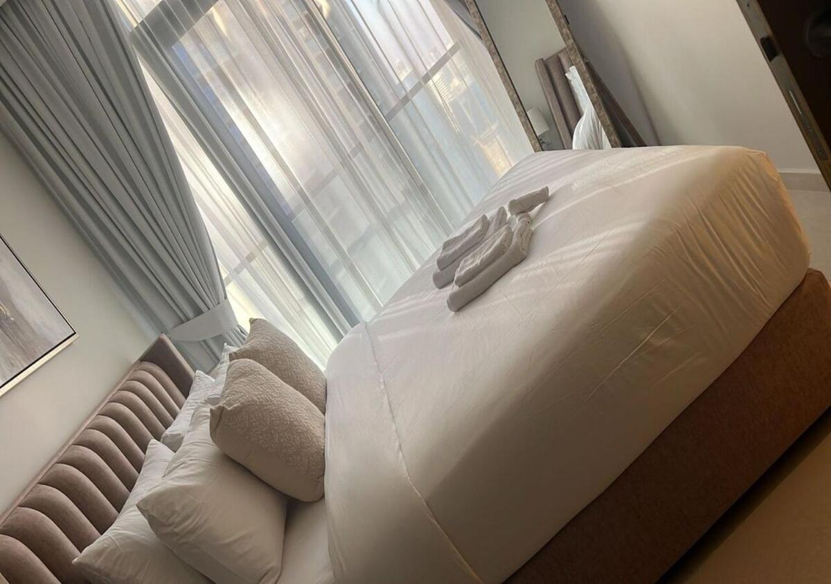 Aykon 2bhk View Apartment Dubai