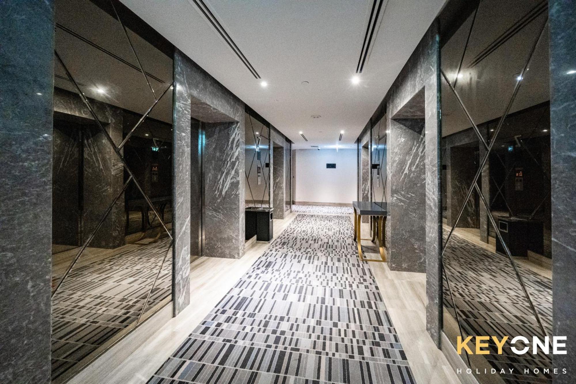 Apartment Sleek & Modern In Business Bay 1 Dubai