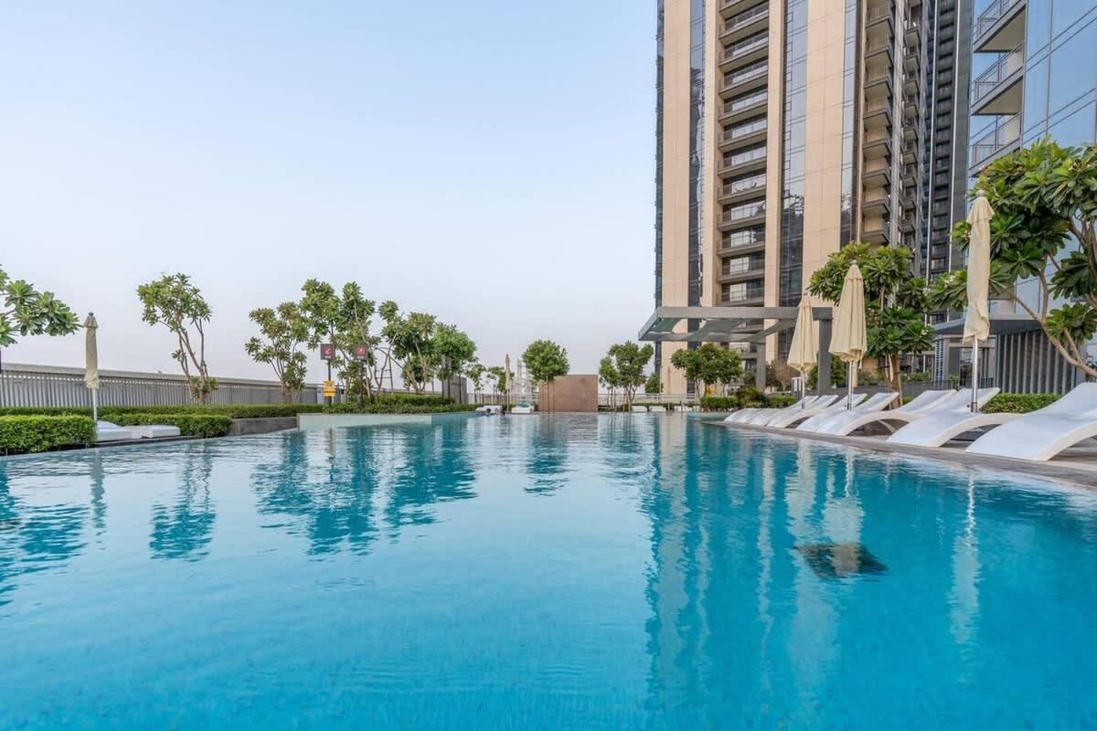Guest Favourite! Beautiful 1 Bedroom Apartment *