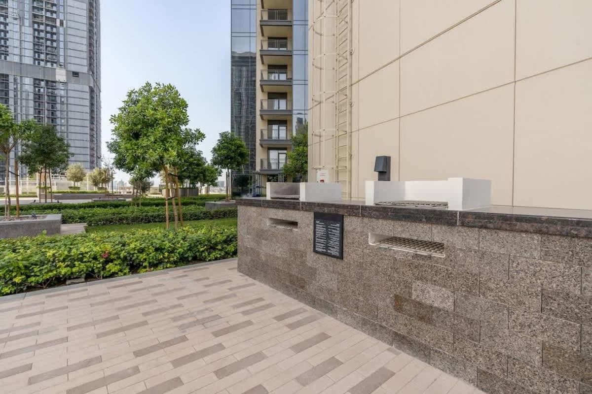 Guest Favourite! Beautiful 1 Bedroom Apartment Dubai