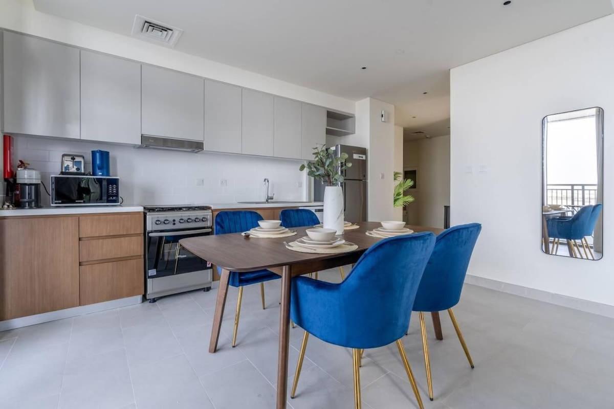 Guest Favourite! Beautiful 1 Bedroom Apartment Dubai