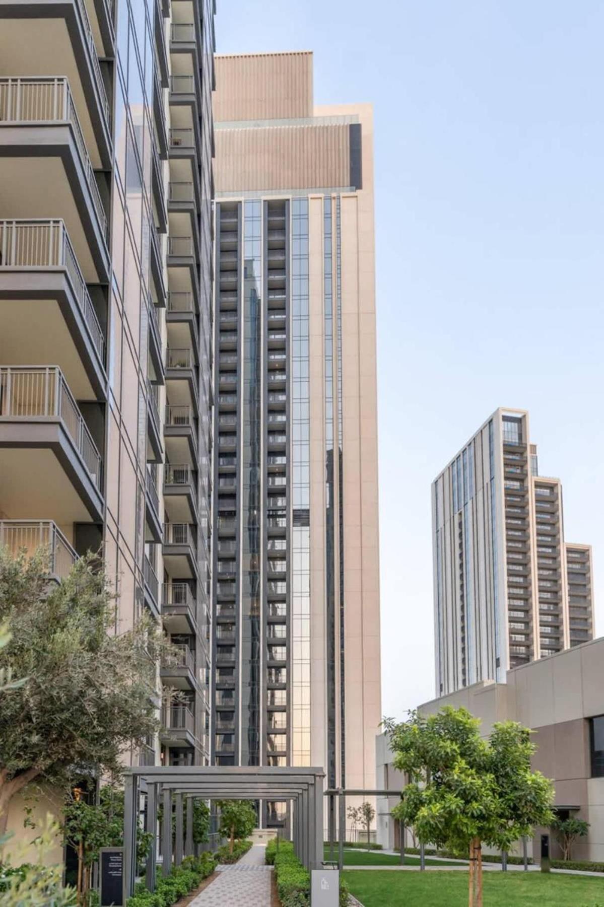 Guest Favourite! Beautiful 1 Bedroom * Dubai