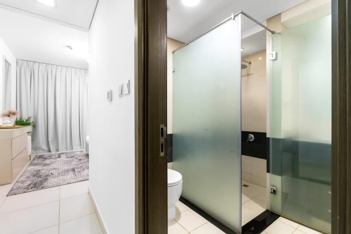 Apartment Prime Downtown Burj Khalifa I Sleeps 8 *