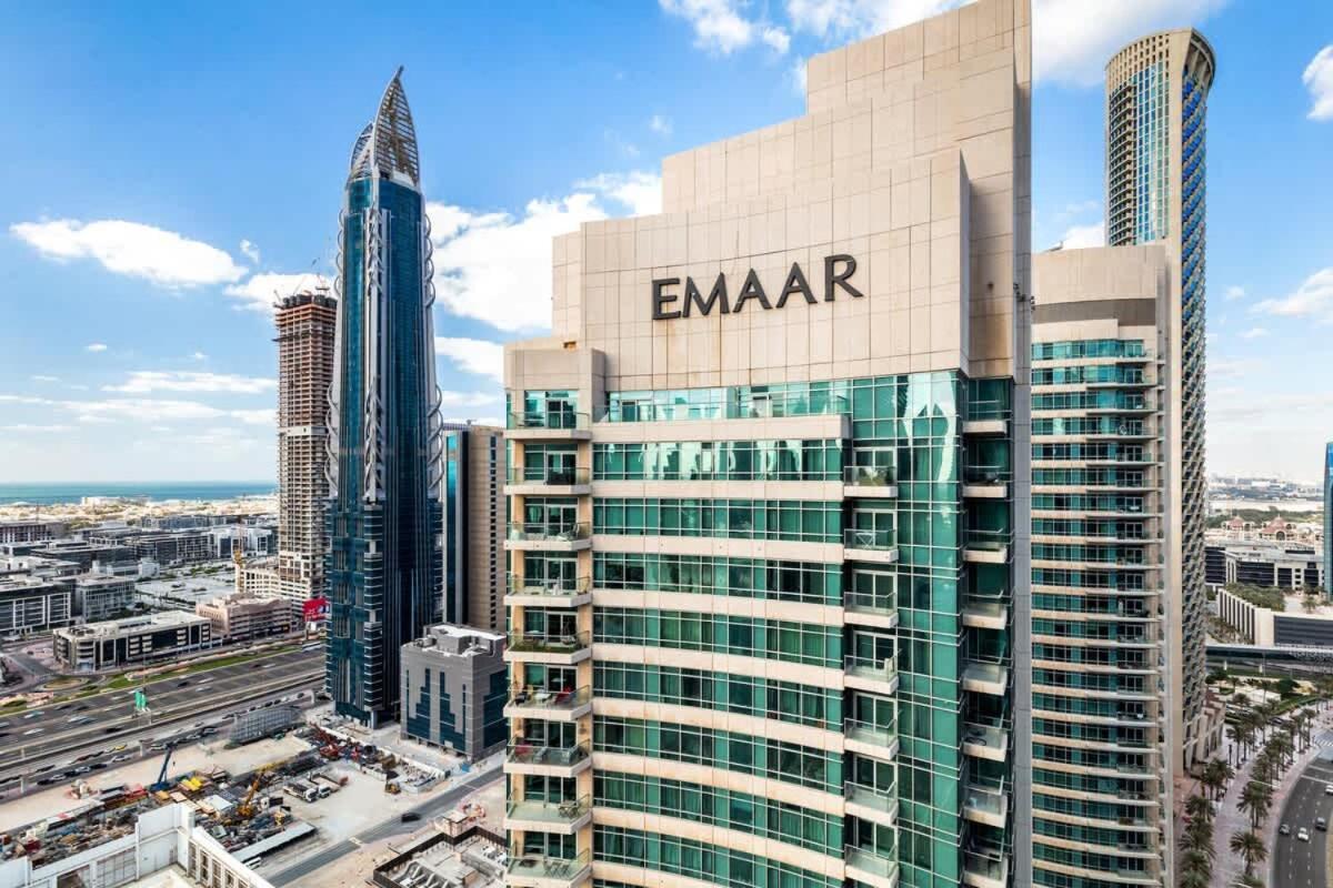 Prime Downtown Burj Khalifa I Sleeps 8 Dubai