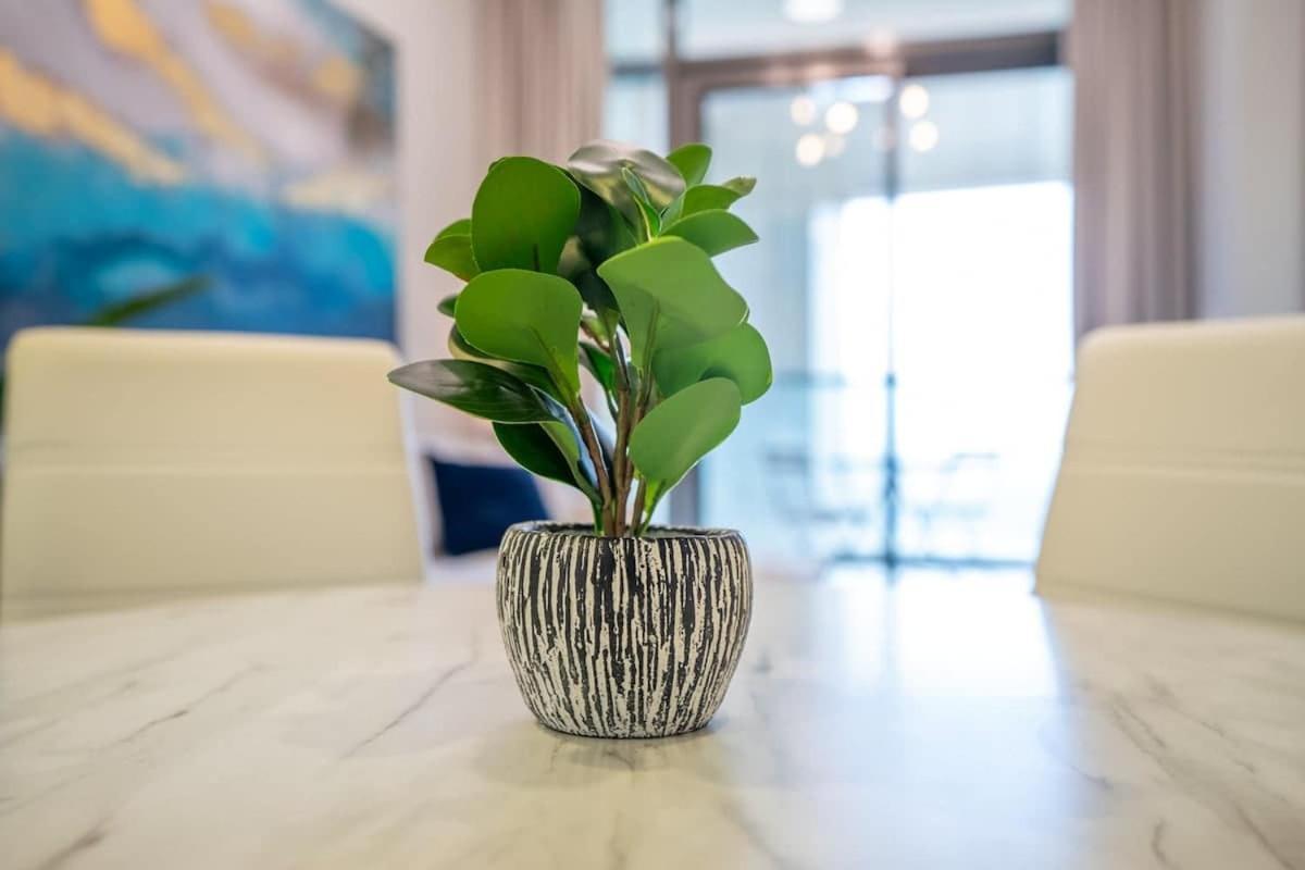Brand New Business Bay Location Apartment *