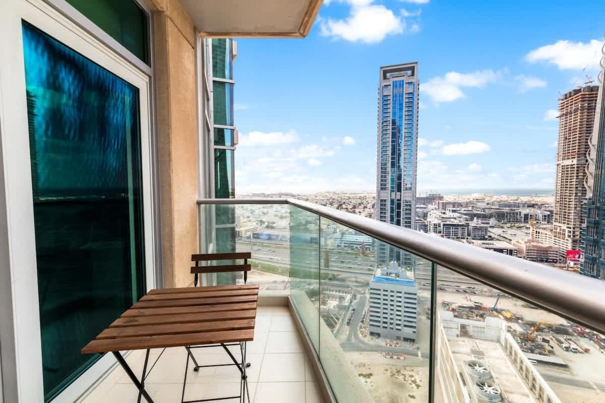 Prime Downtown Burj Khalifa I Sleeps 8 Apartment Dubai