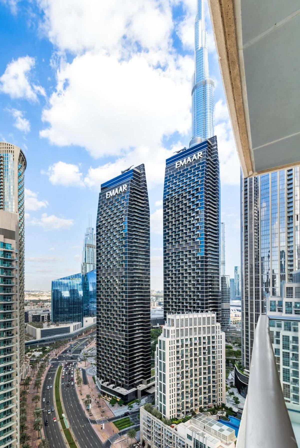 Apartment Prime Downtown Burj Khalifa I Sleeps 8 Dubai