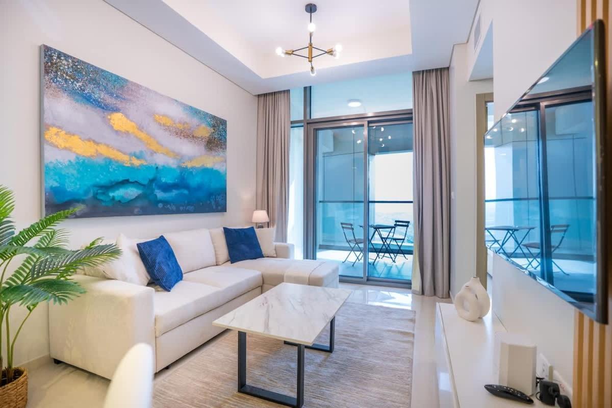 Brand New Business Bay Location Apartment