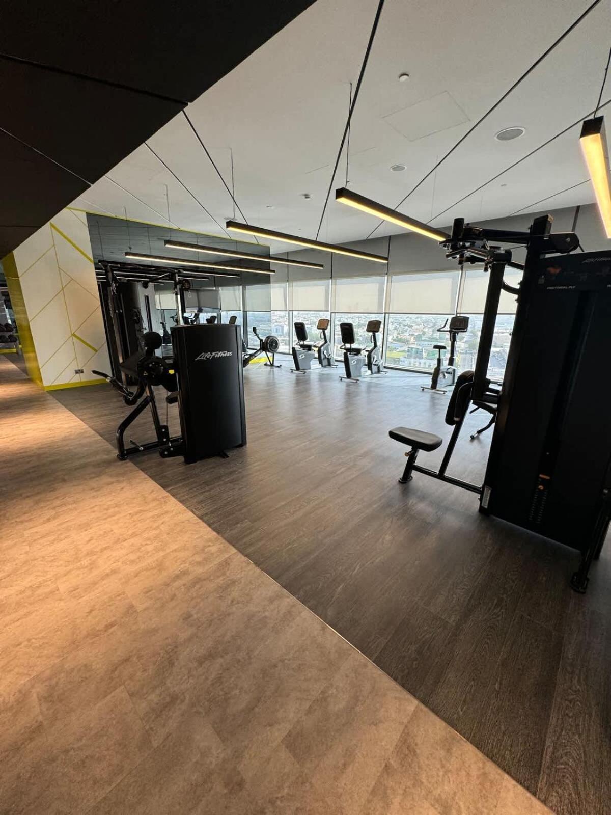 Brand New Business Bay Location Apartment *