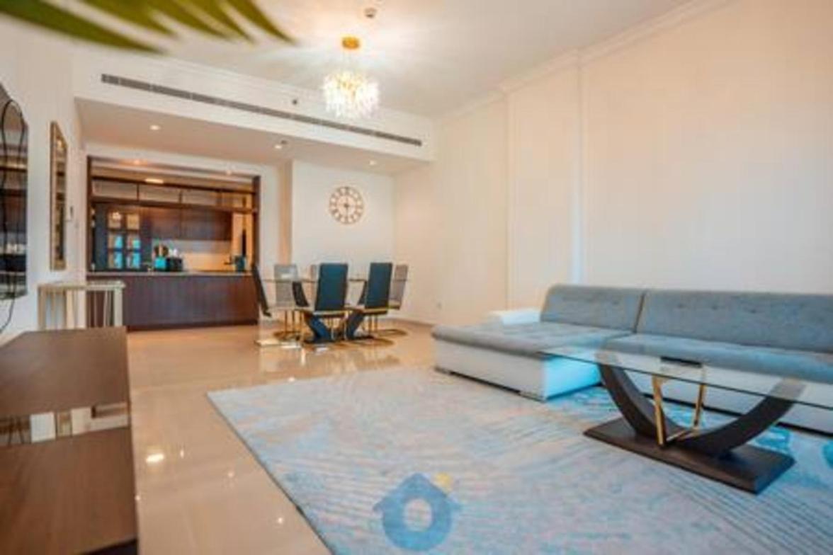 304sa Lavish Palm Jumeirah 2-bhk With Sea View *