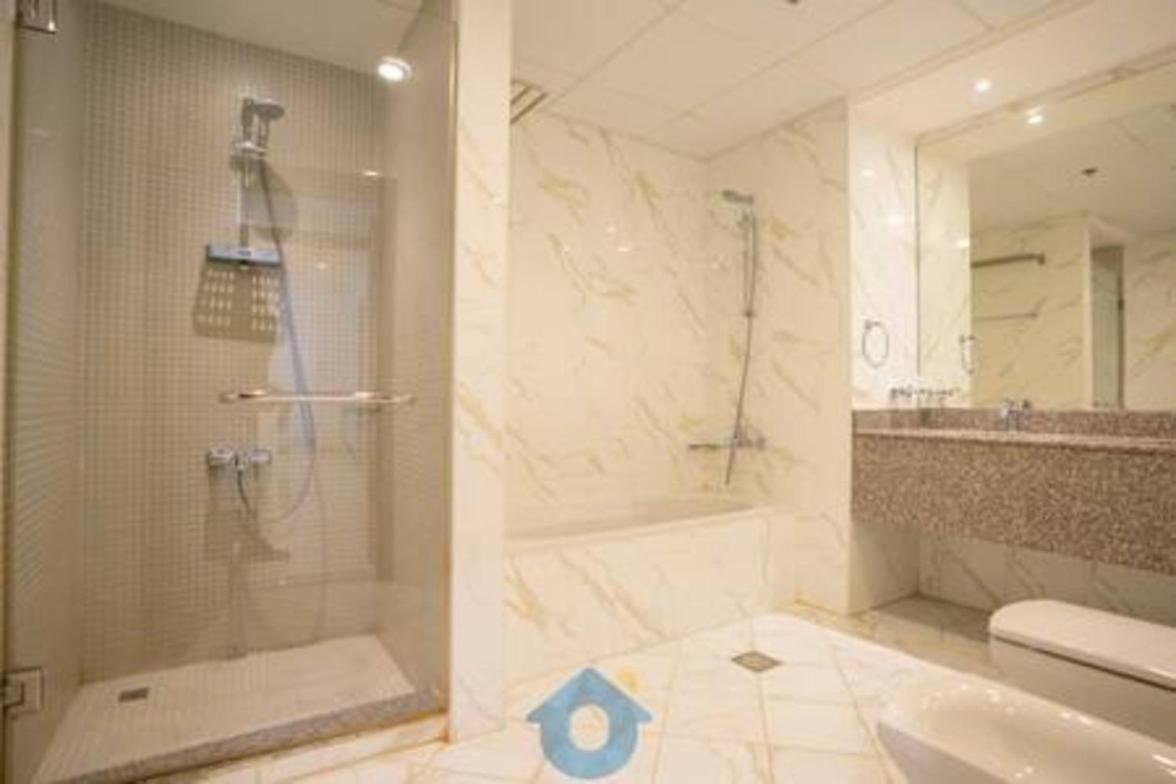 304sa Lavish Palm Jumeirah 2-bhk With Sea View *
