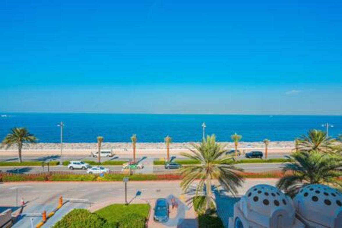 304sa Lavish Palm Jumeirah 2-bhk With Sea View *