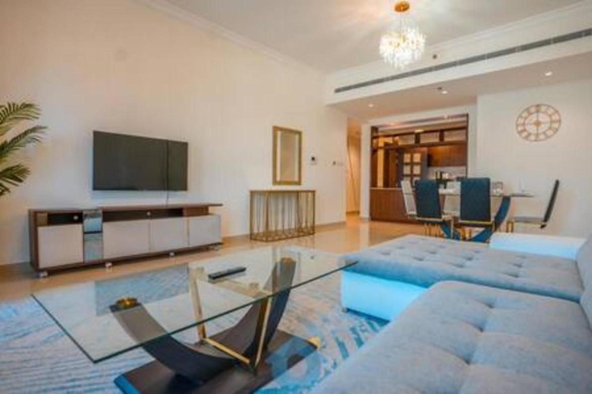 304sa Lavish Palm Jumeirah 2-bhk With Sea View *