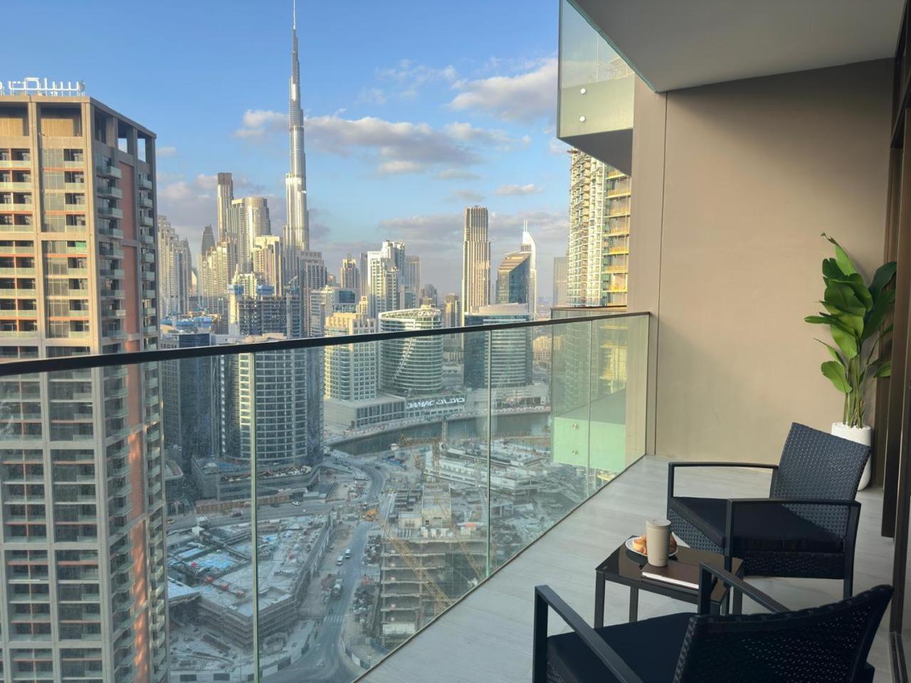 Brand New 1br I In Style I Canal & Burj Khalifa Views * Dubai