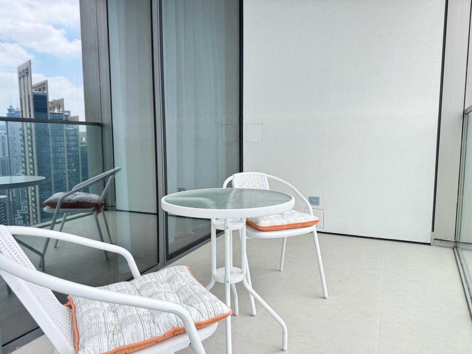 Luxury 1br In Grande Downtown