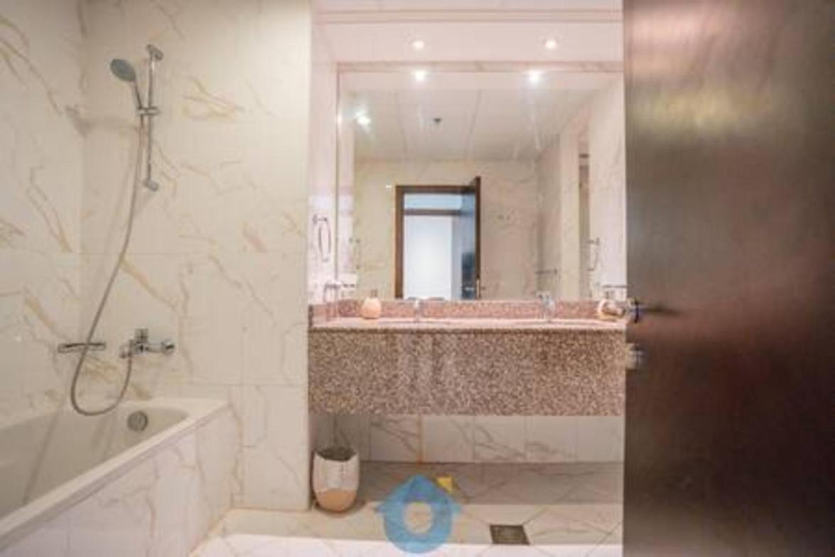 G11sa Serene 3-br Duplex In Palm Jumeirah Apartment