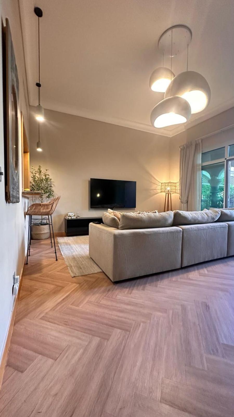 Palm Jumeirah Beach-access Hideaway Apartment