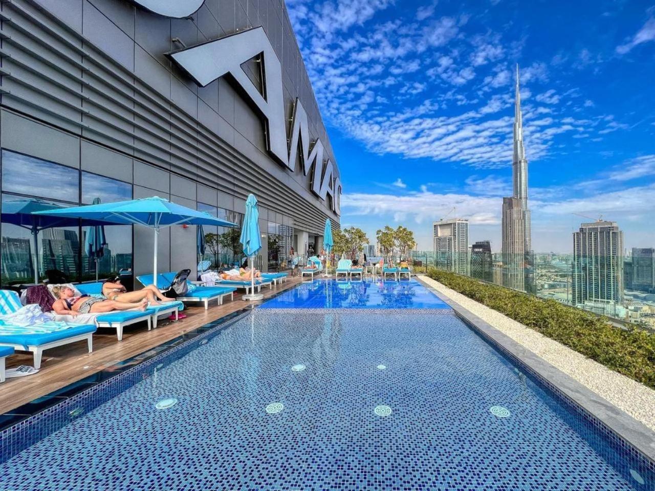 5 Star Rooftop Infinity Pool With Burj Khalifa Views Dubai
