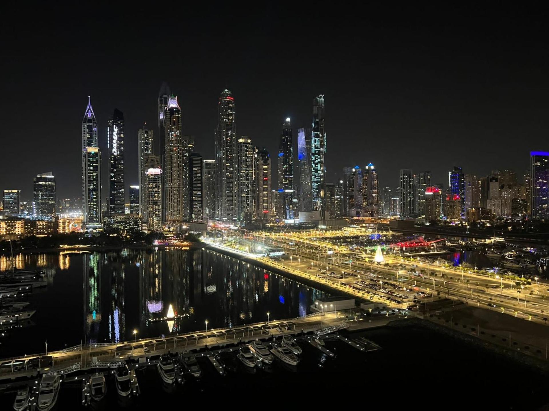Luxury 2bdr With Spectacular Frontline And Sea Views * Dubai