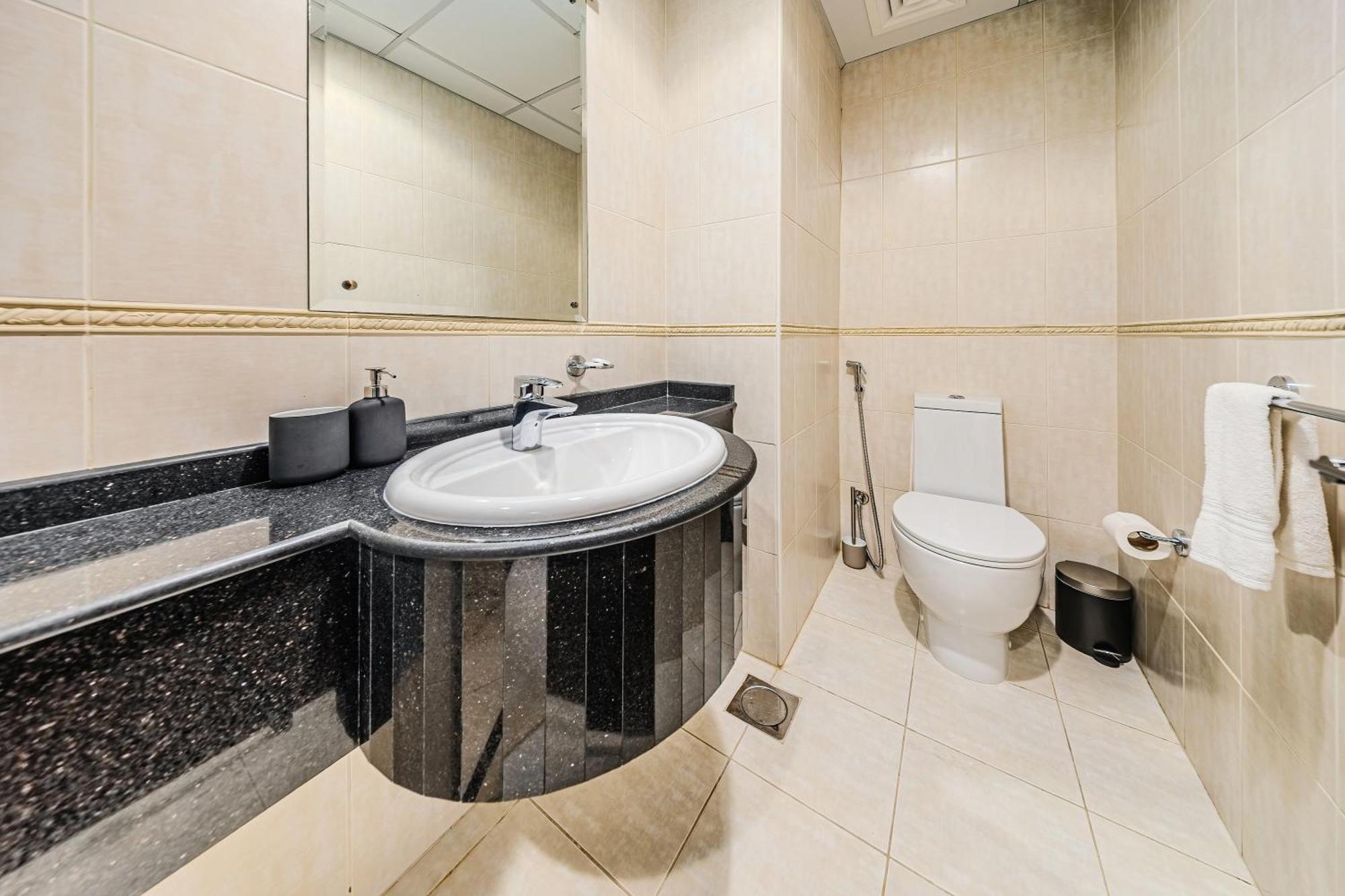 Cozy 1 Bedroom In Elite Apartment Dubai
