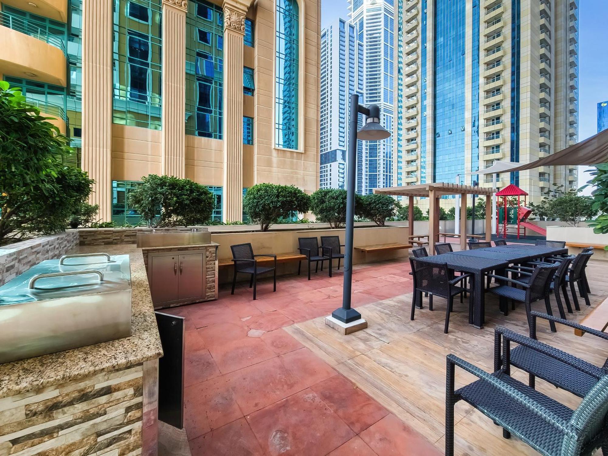 Cozy 1 Bedroom In Elite Apartment Dubai