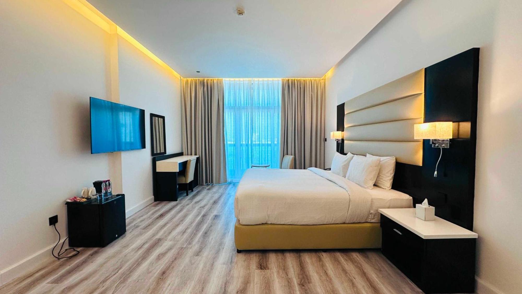 Dancenter Prime Sheikh Zayed Road Luxury Difc Dubai