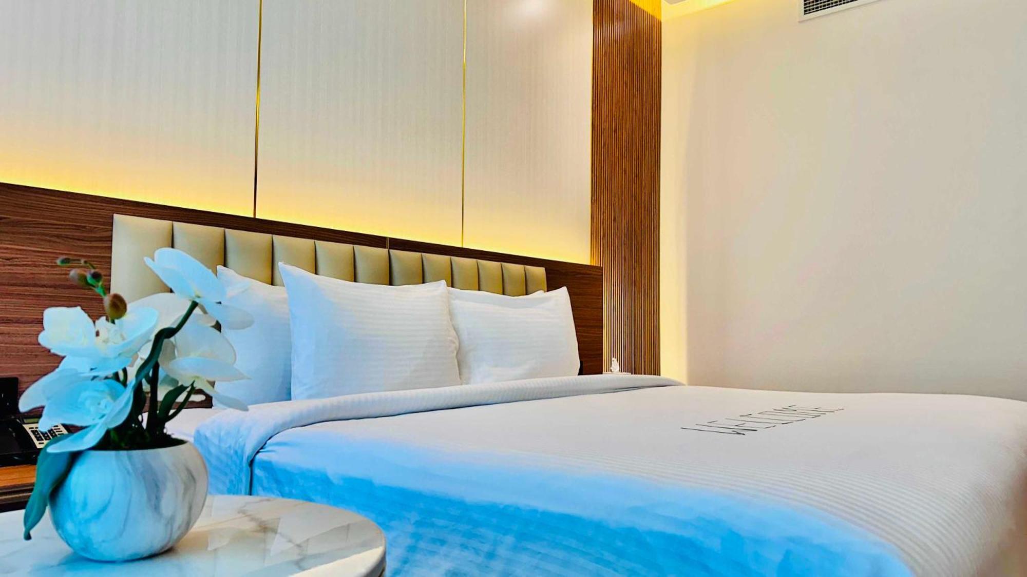Dancenter Prime Sheikh Zayed Road Luxury Difc Dubai