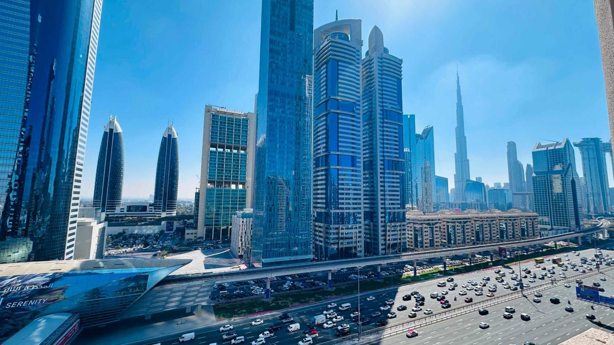 Dancenter Prime Sheikh Zayed Road Luxury Difc Dubai