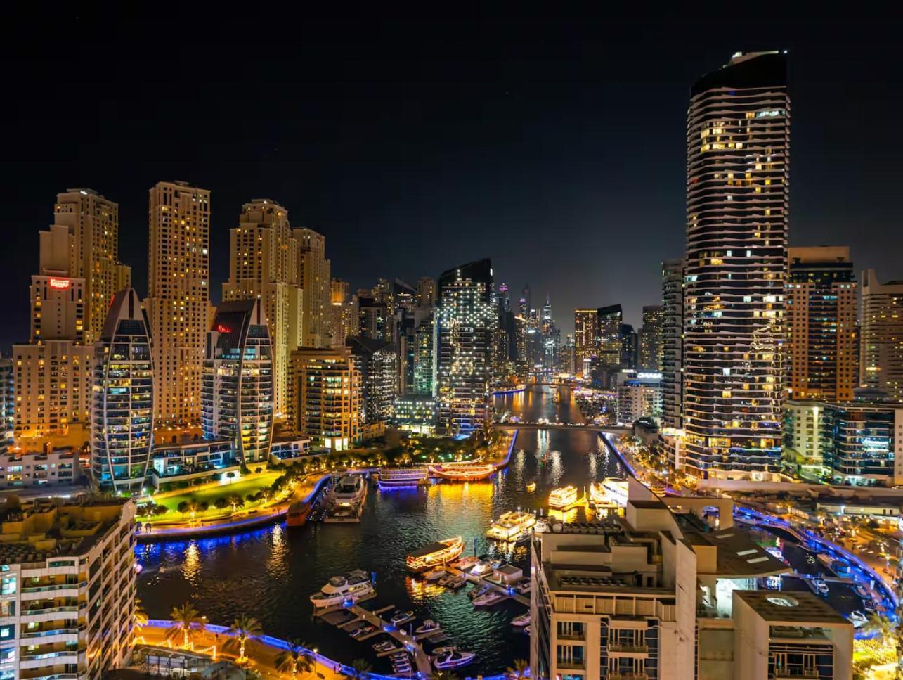 Apartment Luxurious 2br With Marina View & Private Jacuzzi *