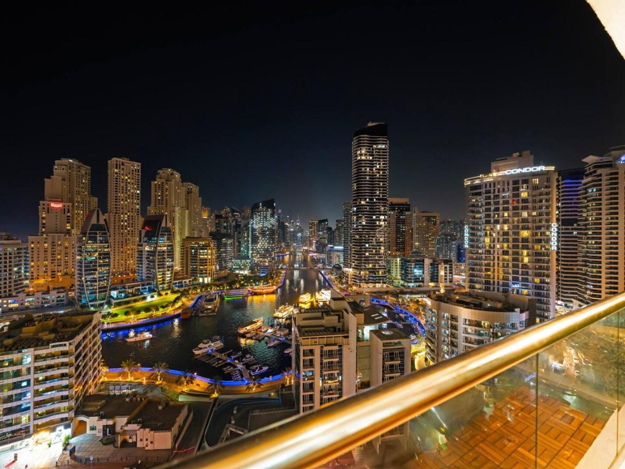 Apartment Luxurious 2br With Marina View & Private Jacuzzi *