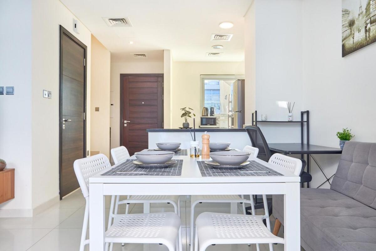 Luxury And Spacious 3br - Vardon Villa Dubai