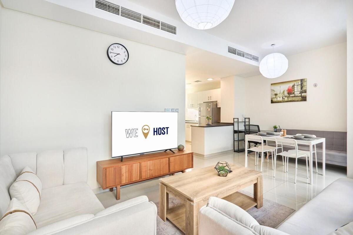 Luxury And Spacious 3br - Vardon