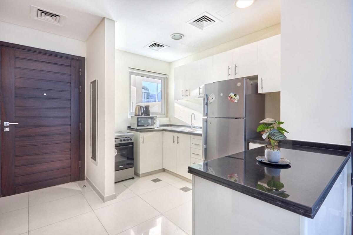 Luxury And Spacious 3br - Vardon * Dubai