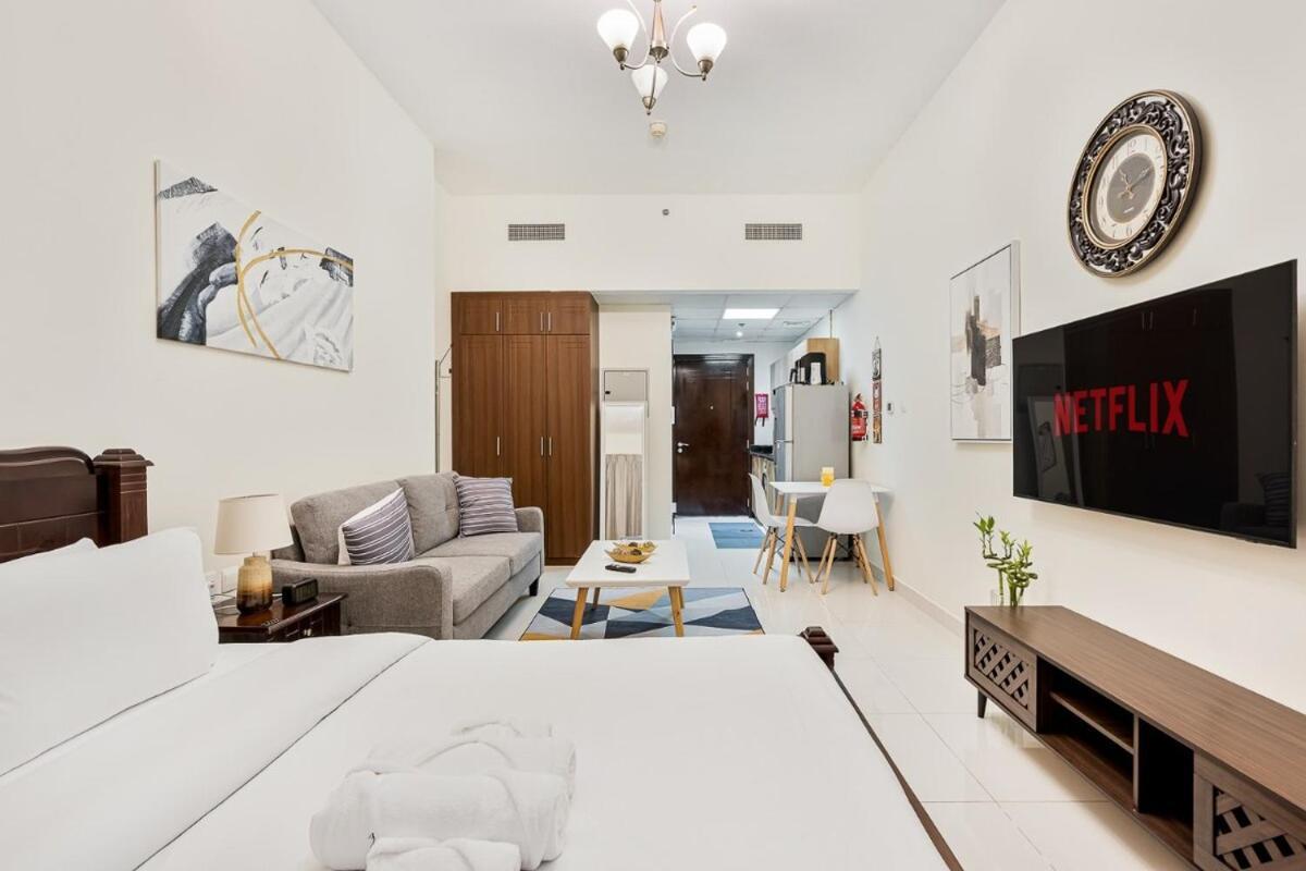 Amazing With Sauna, Gym And Pool Apartment *