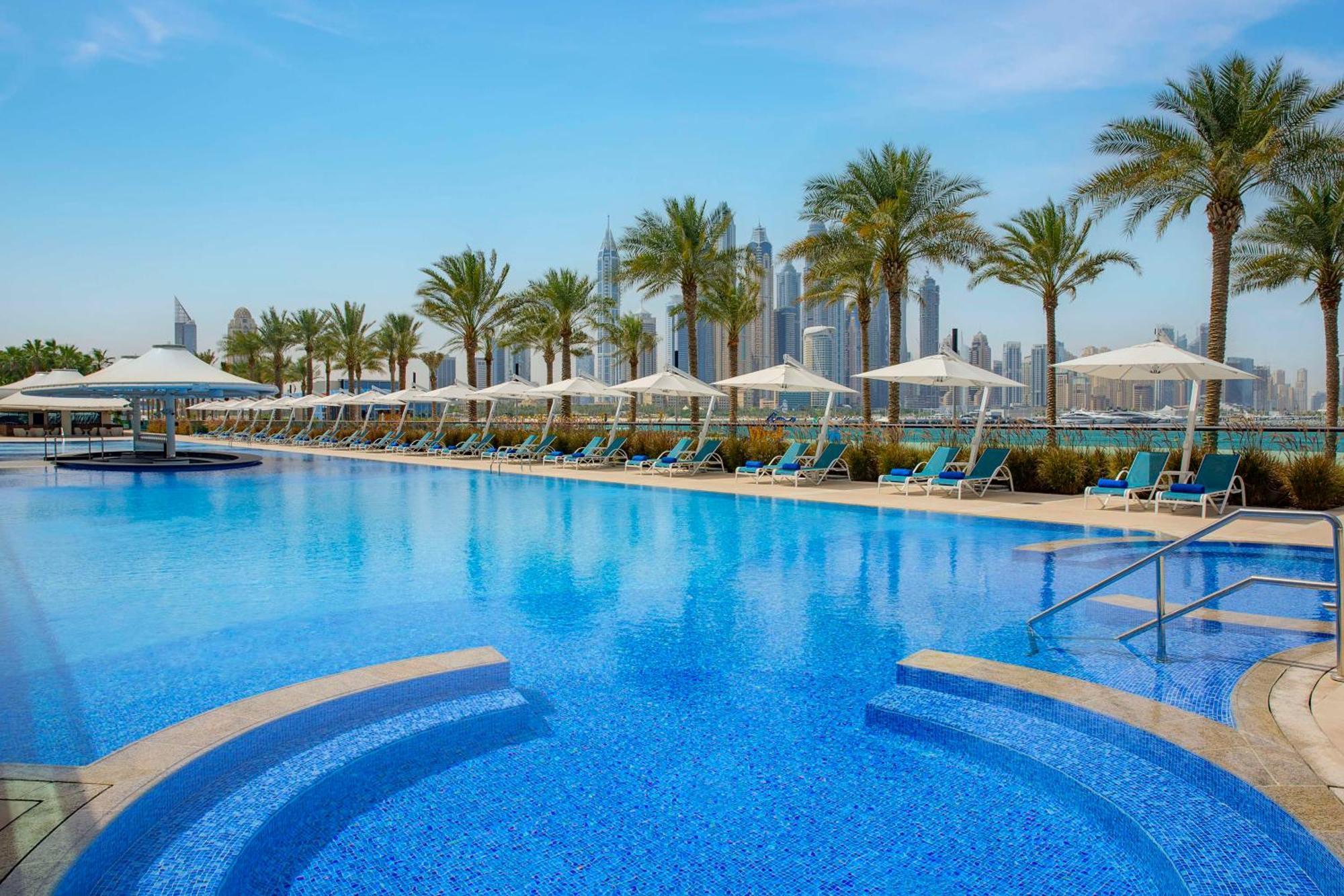 Hilton Palm Jumeirah Resort 5*