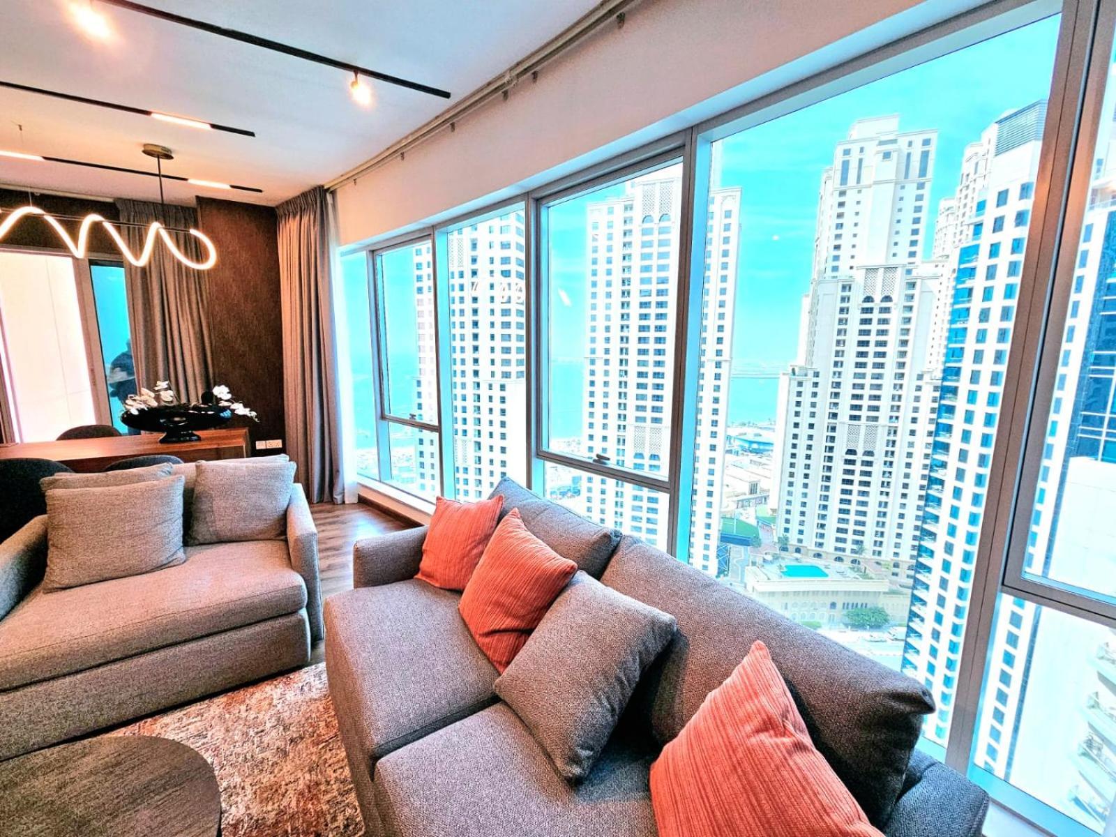 Sunrise Homes - Luxurious 1 Bedroom In Marina Promenade *