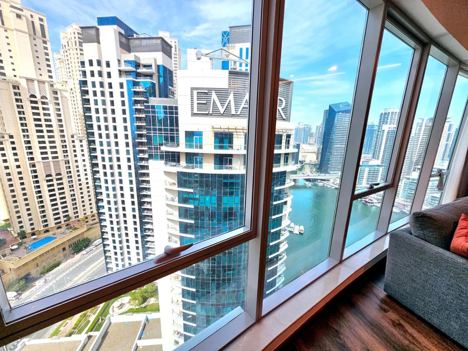 Apartment Sunrise Homes - Luxurious 1 Bedroom In Marina Promenade