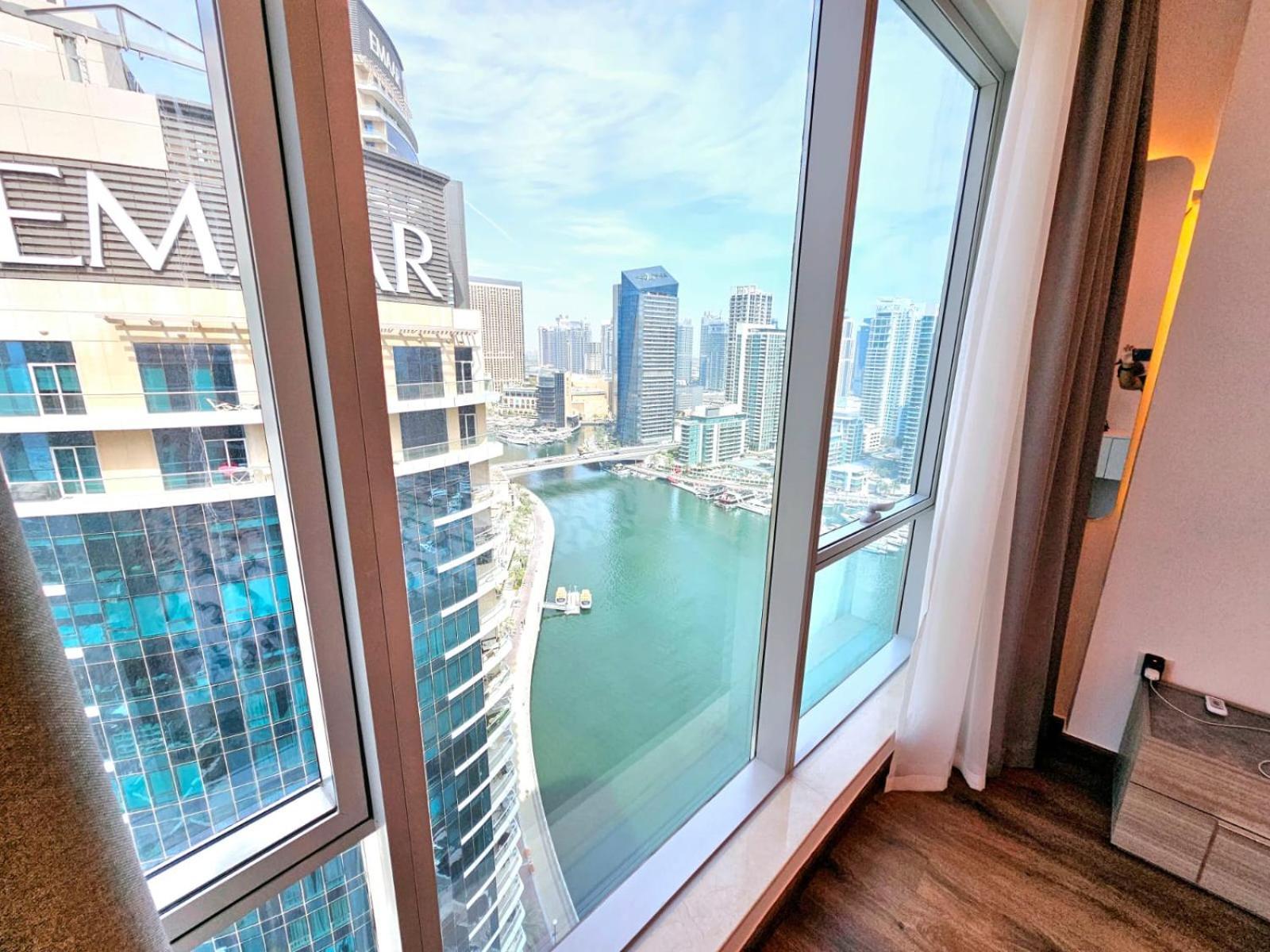 Apartment Sunrise Homes - Luxurious 1 Bedroom In Marina Promenade Dubai